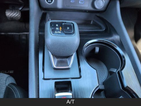 Used 2021 Nissan Rogue S image 16