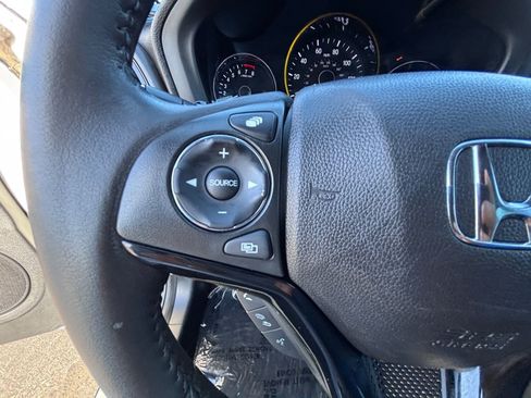 Certified 2019 Honda HR-V Sport image 24