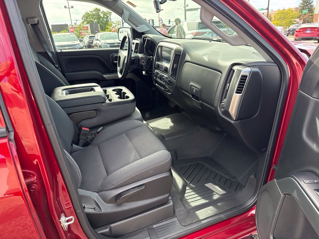 Used 2018 Chevrolet Silverado 1500 LT w/ All Star Edition AWD/4WD image 39