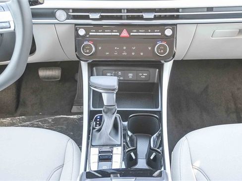 New 2026 Hyundai Tucson SEL image 15