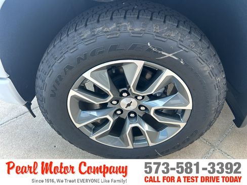 New 2026 Chevrolet Silverado 1500 RST w/ RST All Star Premium Package AWD/4WD image 8