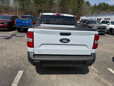 Used 2025 Ford Maverick XL w/ Equipment Group 102A image 6