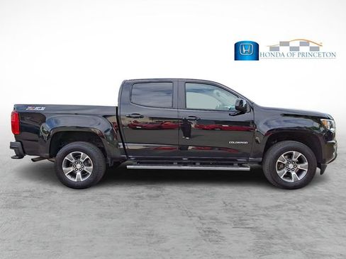 Used 2018 Chevrolet Colorado Z71 AWD/4WD image 7
