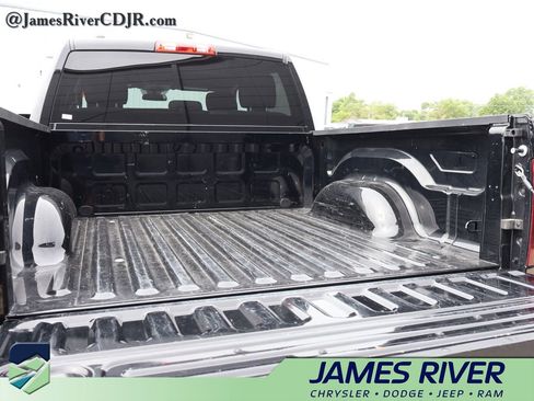 Used 2024 RAM 1500 Classic Warlock AWD/4WD image 15