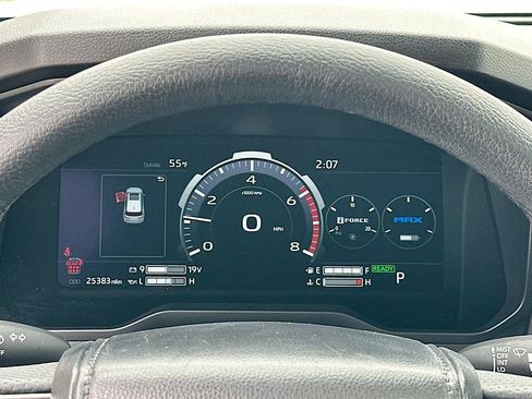 Certified 2025 Toyota Sequoia SR5 image 28