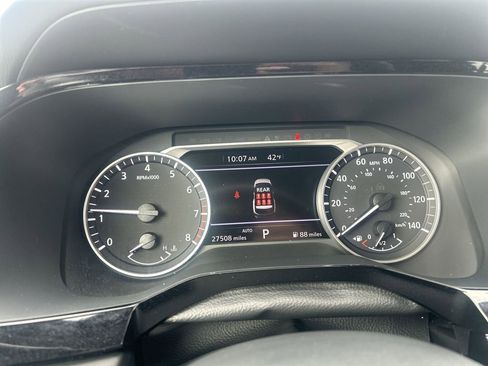 Used 2024 Nissan Pathfinder SV w/ Cargo Package image 21