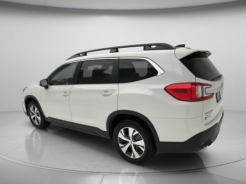 Used 2025 Subaru Ascent Premium AWD/4WD image 4
