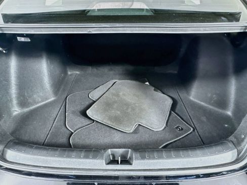 Used 2023 Honda Civic Sport image 19