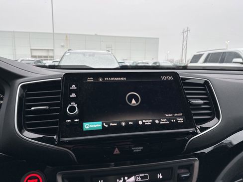 Used 2024 Honda Ridgeline Black Edition image 29