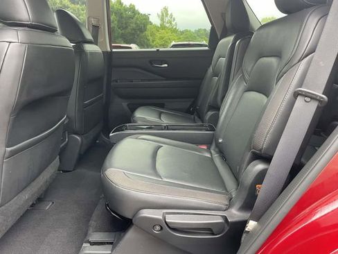 Used 2022 Nissan Pathfinder SL w/ SL Premium Package FWD image 11