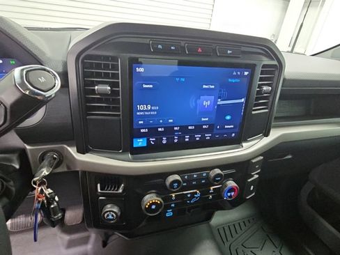 Used 2024 Ford F150 XL RWD image 13