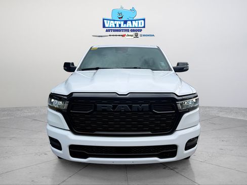 Used 2026 RAM 1500 Big Horn AWD/4WD image 9