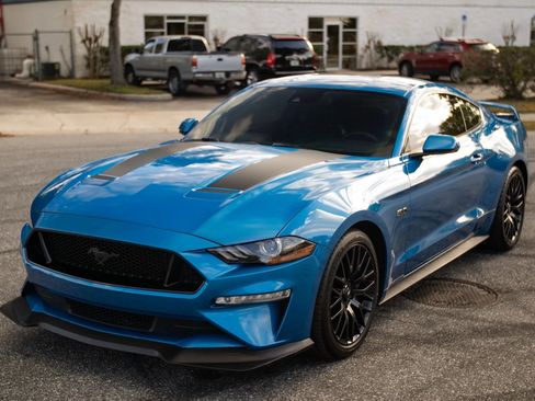 Used 2019 Ford Mustang GT Premium w/ GT Performance Package image 9