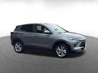Used 2025 Buick Encore GX Preferred AWD/4WD video 2