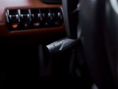 Used 2018 Lamborghini Aventador S image 59