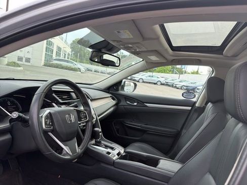 Used 2017 Honda Civic EX-L image 3