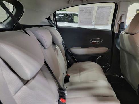 Used 2021 Honda HR-V EX image 14