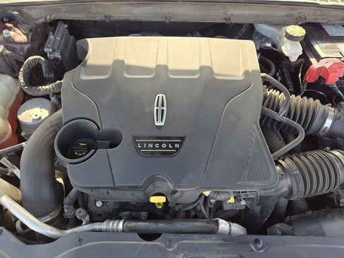 Used 2018 Lincoln Continental Reserve w/ Rear-seat Package image 26