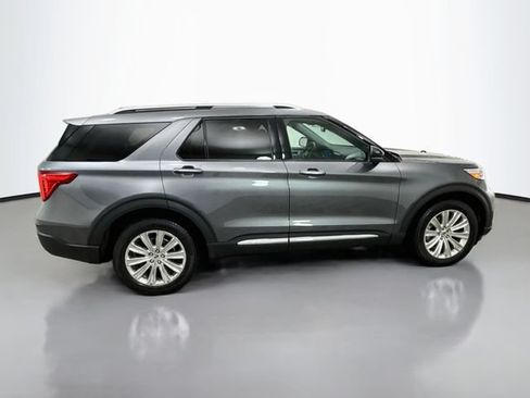 Used 2022 Ford Explorer Limited w/ Equipment Group 301A AWD/4WD image 8