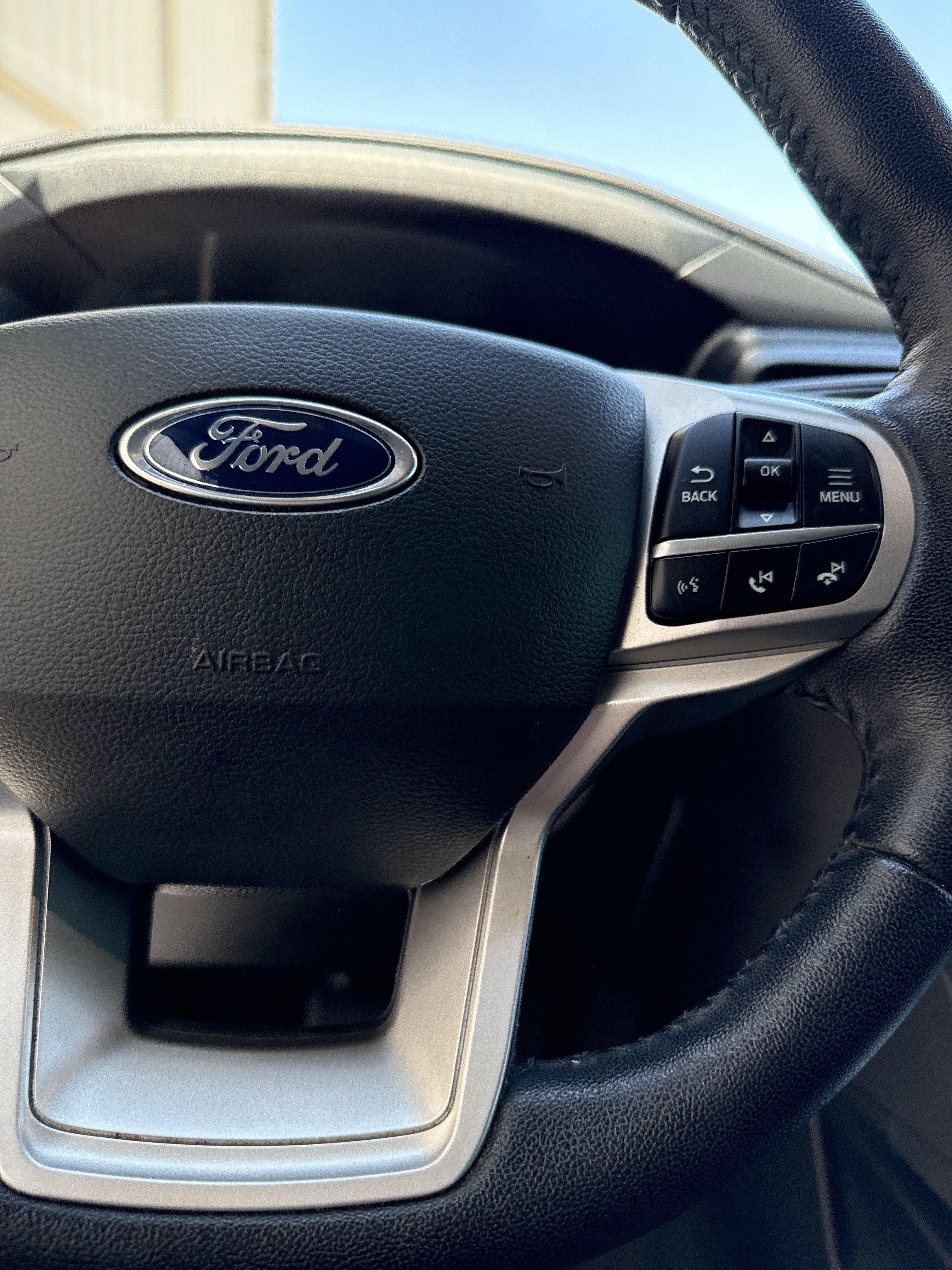 Used 2021 Ford Explorer XLT RWD image 29