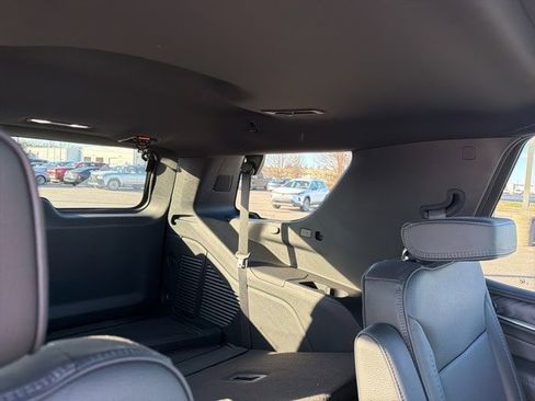 Used 2023 GMC Yukon Denali image 16