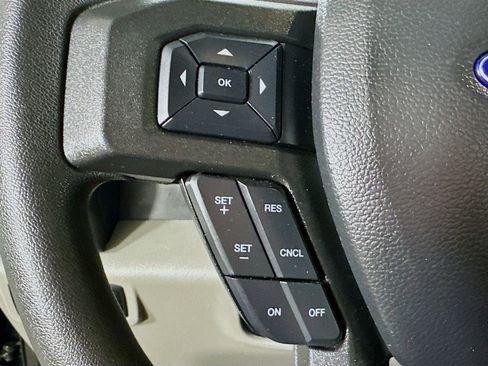 Used 2022 Ford F250 XLT w/ XLT Premium Package AWD/4WD image 22