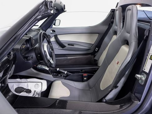 Used 2010 Tesla Roadster Sport RWD image 4