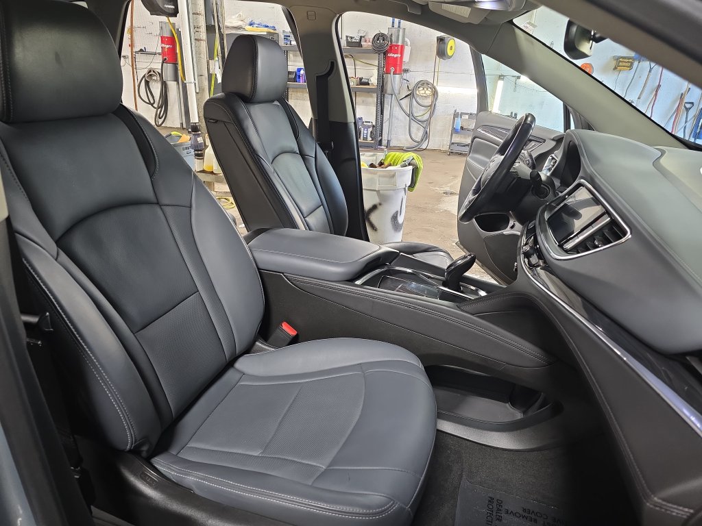 Used 2019 Buick Enclave Premium AWD/4WD image 12