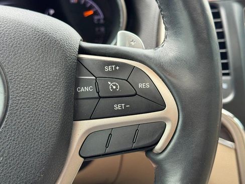 Used 2014 Jeep Grand Cherokee Limited AWD/4WD image 18