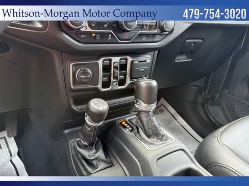 Used 2024 Jeep Gladiator Sport AWD/4WD image 30