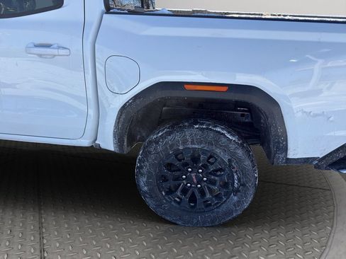 New 2026 GMC Canyon Elevation w/ Convenience Package image 29