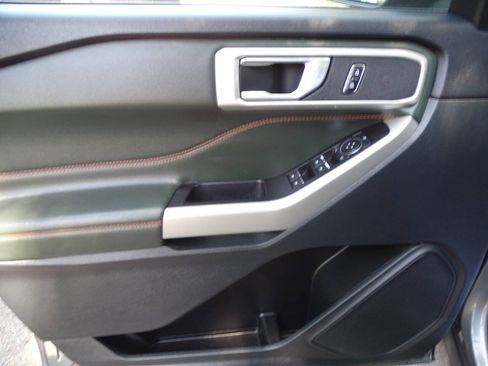 Used 2022 Ford Explorer 4WD Timberline image 18