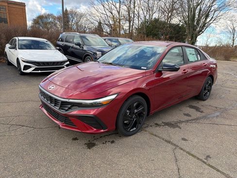 New 2026 Hyundai Elantra Sport image 3