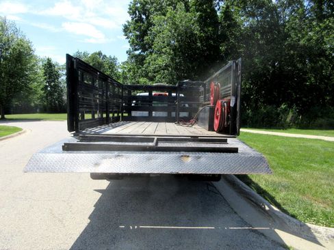 Used 2016 Chevrolet Silverado 3500 W/T image 25
