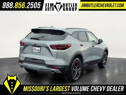 New 2025 Chevrolet Blazer LT w/ Redline Edition image 4
