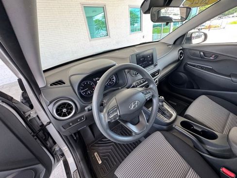 Used 2022 Hyundai Kona SE FWD image 10