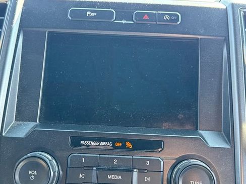 Used 2018 Ford F150 XLT w/ Equipment Group 302A Luxury image 29