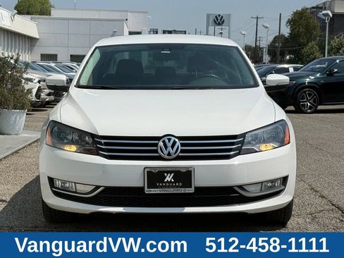 Used 2015 Volkswagen Passat 1.8T Limited Edition FWD image 5