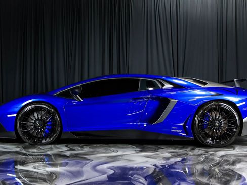 Used 2016 Lamborghini Aventador LP 750-4 Superveloce AWD/4WD image 12