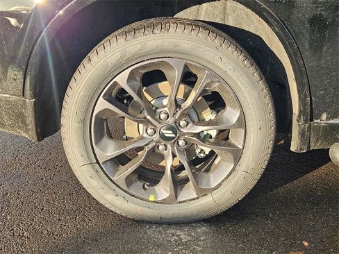 New 2026 Dodge Durango GT image 9