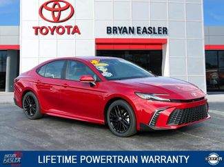 Used 2026 Toyota Camry SE FWD video 1