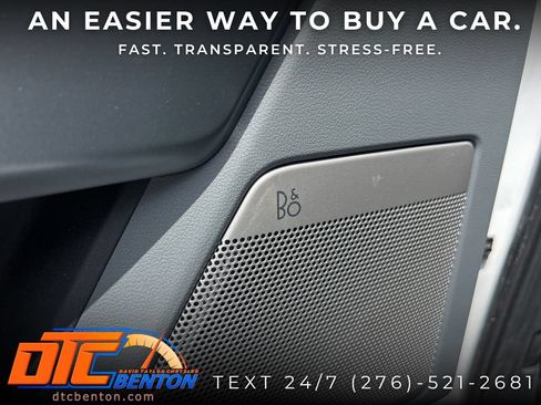 Used 2025 Ford F150 Lariat w/ Equipment Group 501A Mid AWD/4WD image 13