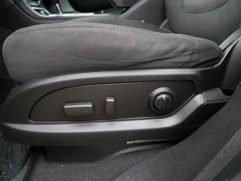 Used 2015 Chevrolet Traverse LT image 25