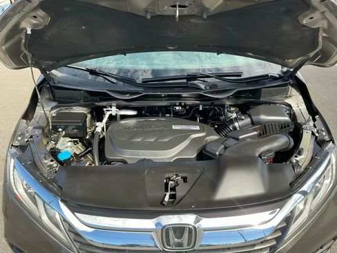 Used 2018 Honda Odyssey EX-L image 5