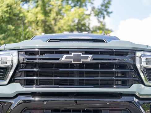 Used 2025 Chevrolet Silverado 2500 LT w/ Trail Boss Package AWD/4WD image 30