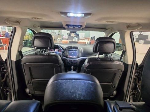 Used 2018 Dodge Journey Crossroad FWD image 39