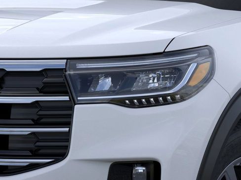 New 2026 Ford Explorer Active w/ Active Comfort Package AWD/4WD image 17