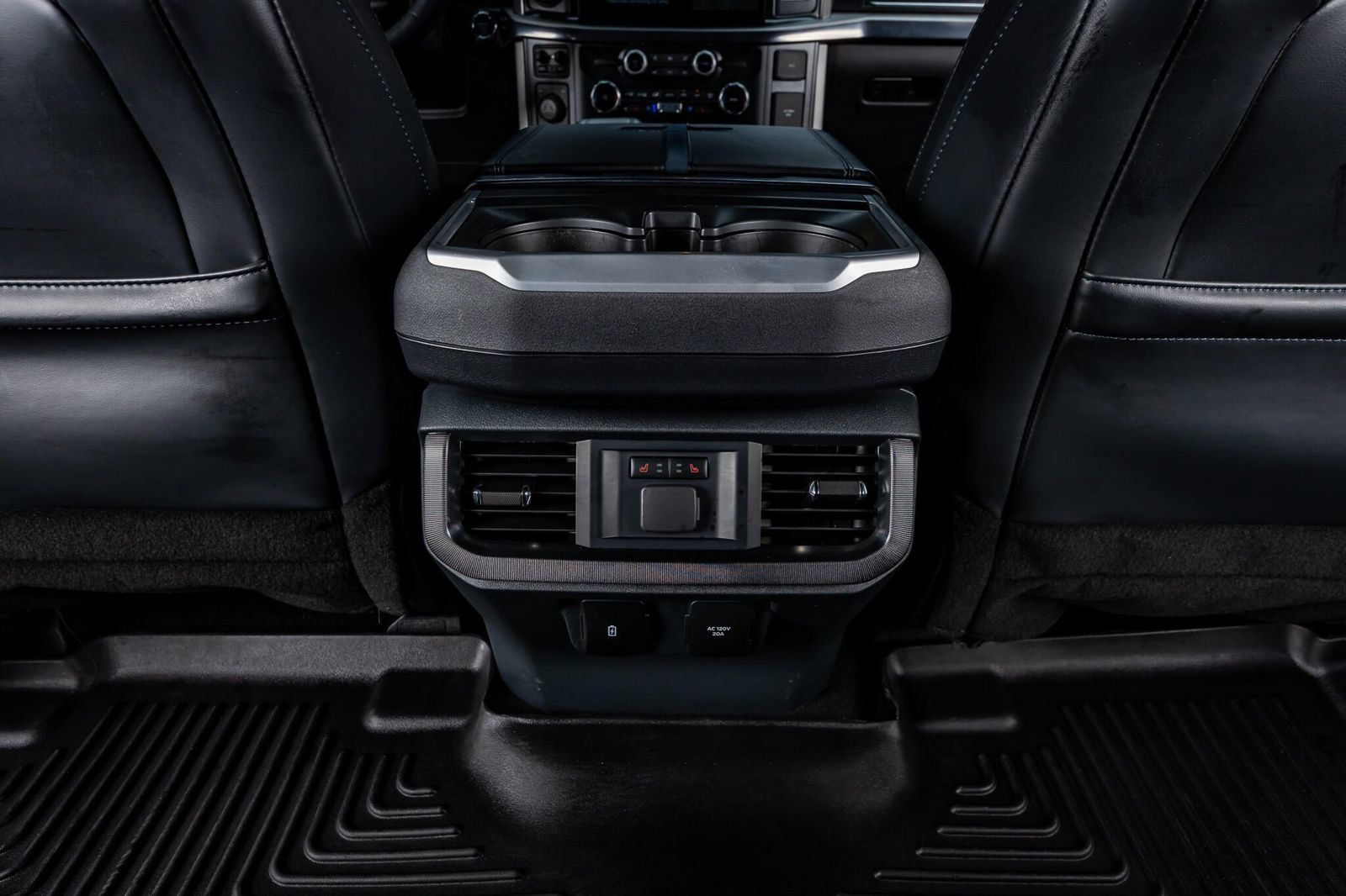 Used 2024 Ford F150 Platinum AWD/4WD image 32
