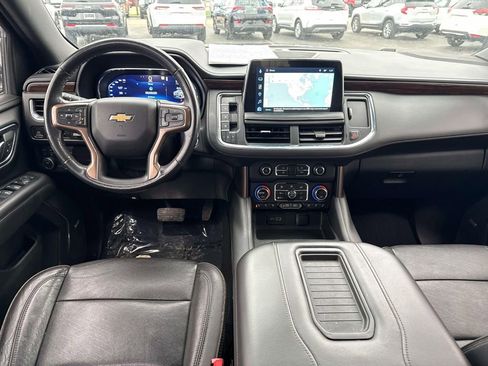 Used 2023 Chevrolet Tahoe High Country w/ Premium Package 2 AWD/4WD image 3