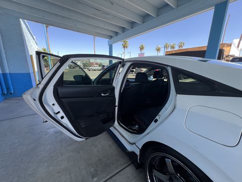 Used 2020 Honda Civic LX image 16
